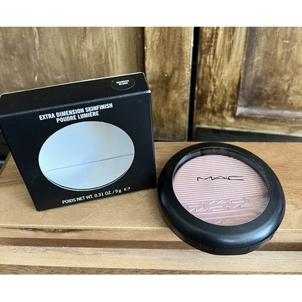 MAC Extra Dimension Skinfinish Liquid Powder Beaming Blush Highlighter 0.31 Oz