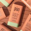 Pixi On-the-Glow Bronze RichGlow Hydrating Tinted Moisture Bronzer Stick with Ginseng Aloe Vera & Fruit Extracts For Cheeks & Lips 19g / 0.6oz Paraben-Free