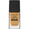 Wet n Wild Photo Focus Foundation Matte High-Coverage Foundation with Light-Adjusting Complex Matte Finish Vegan Classic Beige