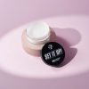 W7 Set It Up Loose Setting Powder Weightless Translucent Blurring Powder For All Skin Tones